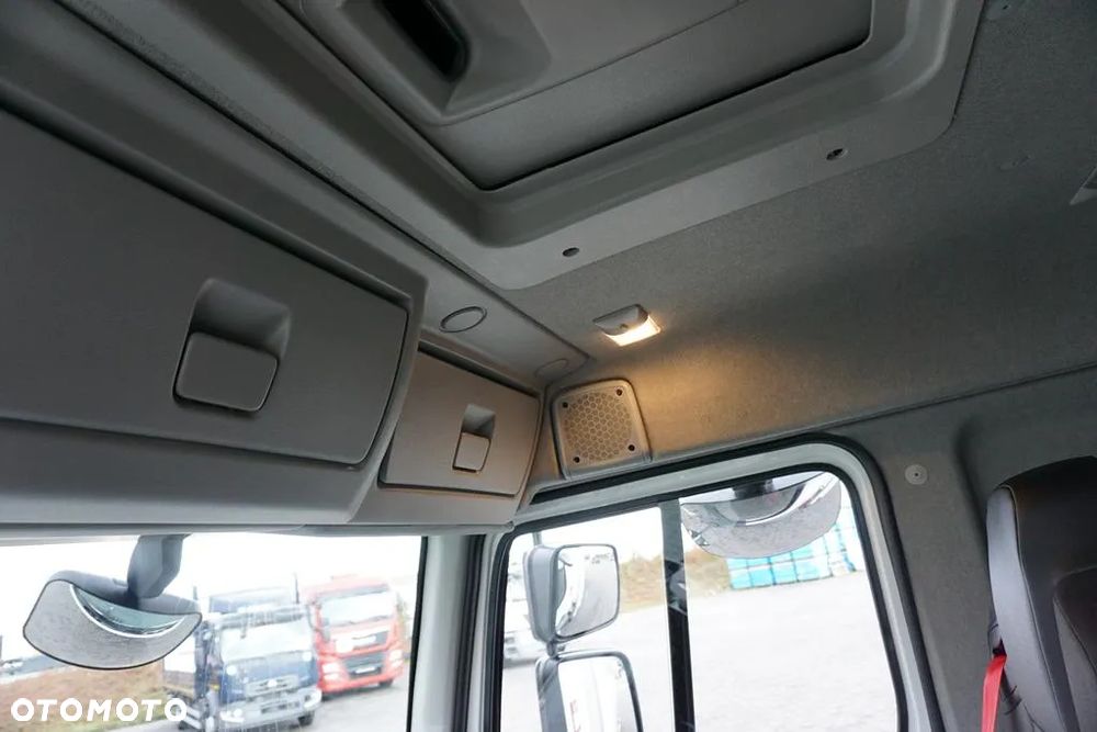 Renault D 16 / 280 / ACC / E 6 / FIRANKA + WINDA / ŁAD. 8 790 KG / 17 PALET - 23