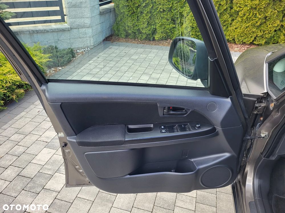 Fiat Sedici 1.6 16V 4x2 Dynamic - 11