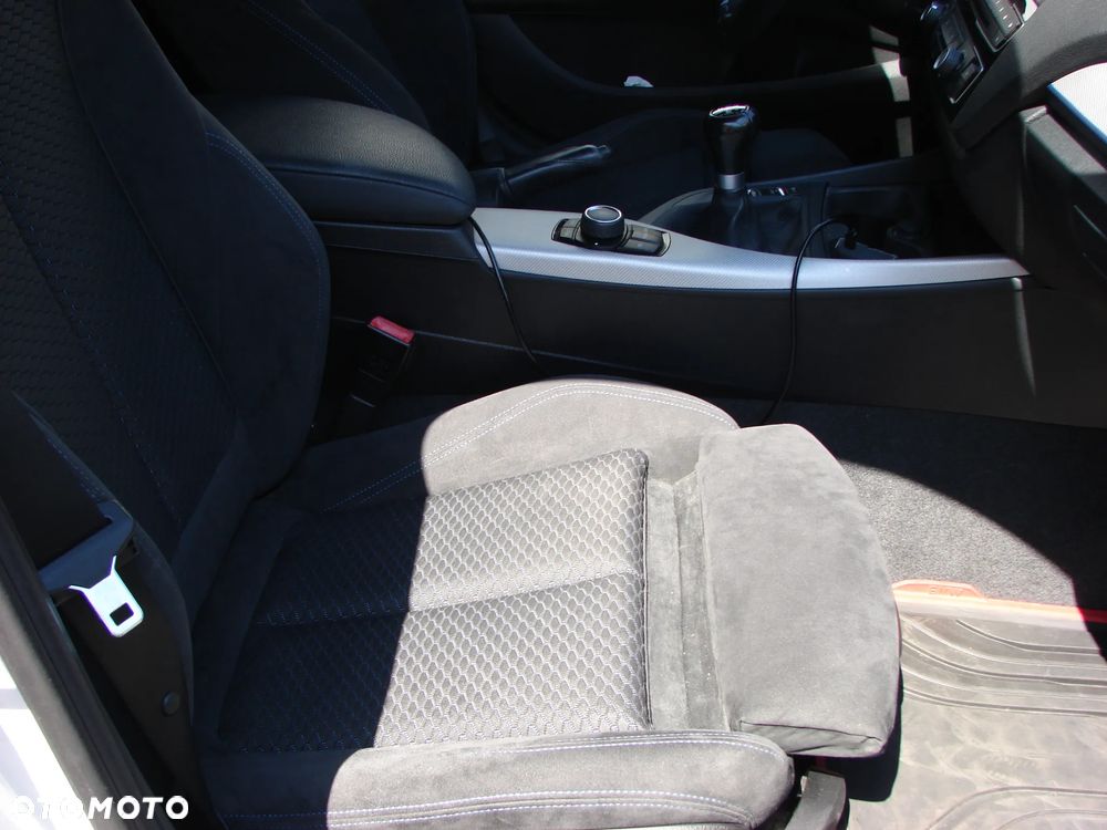 BMW Seria 1 118i Edition M Sport Shadow - 6