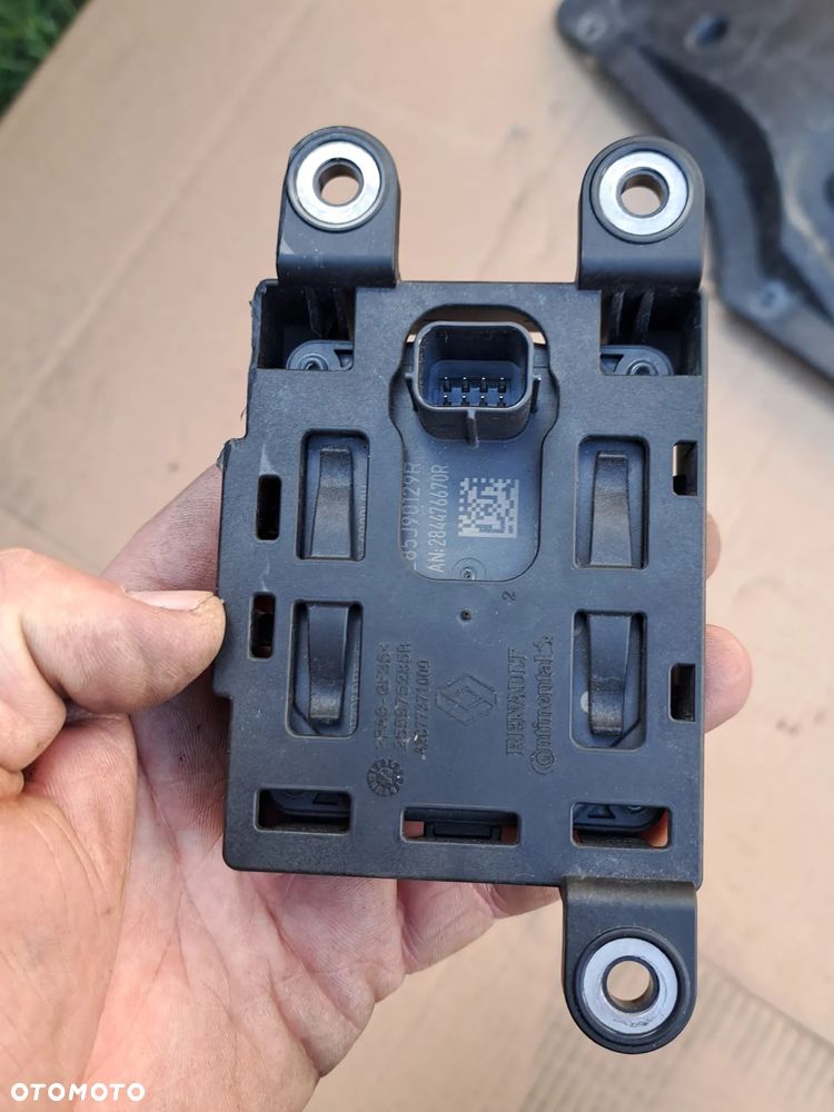 Radar Sensor Distronic ACC Dacia Renault 285J90129R 284476670R 259975285R - 2