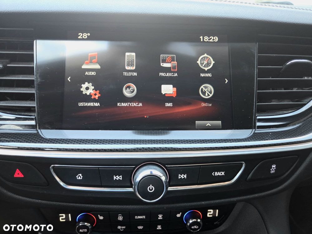 Opel Insignia 1.5 T Exclusive S&S - 33