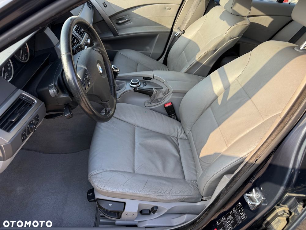 BMW Seria 5 525d - 9