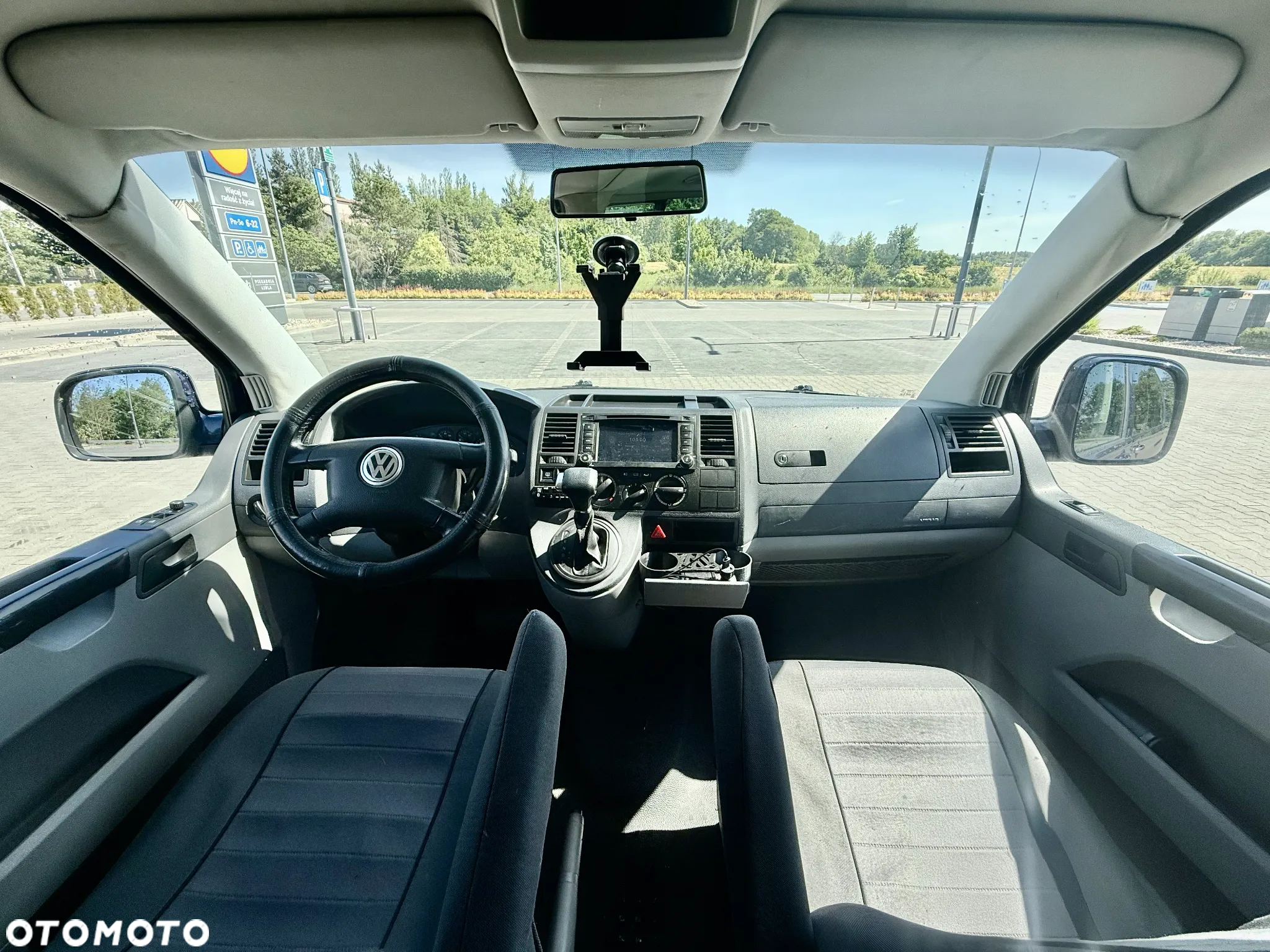 Volkswagen Transporter - 11