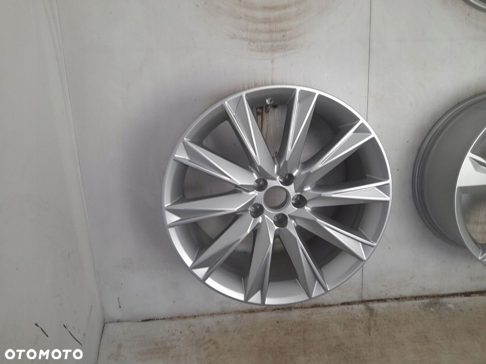 Felga aluminiowa Audi OE E-TRON 9.0" x 20" 5x112 ET 38 - 1