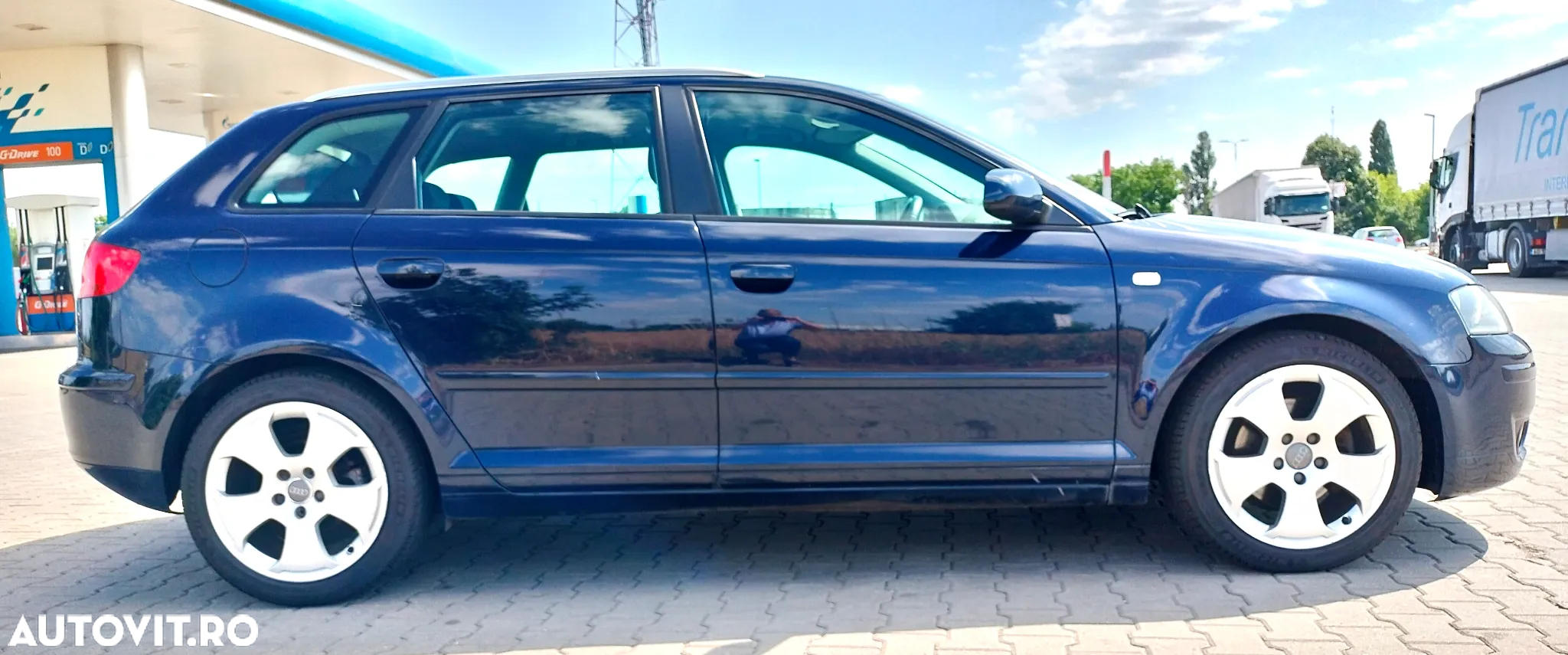 Audi A3 2.0 TDI Sportback DPF (DSG) S tronic Ambiente - 6