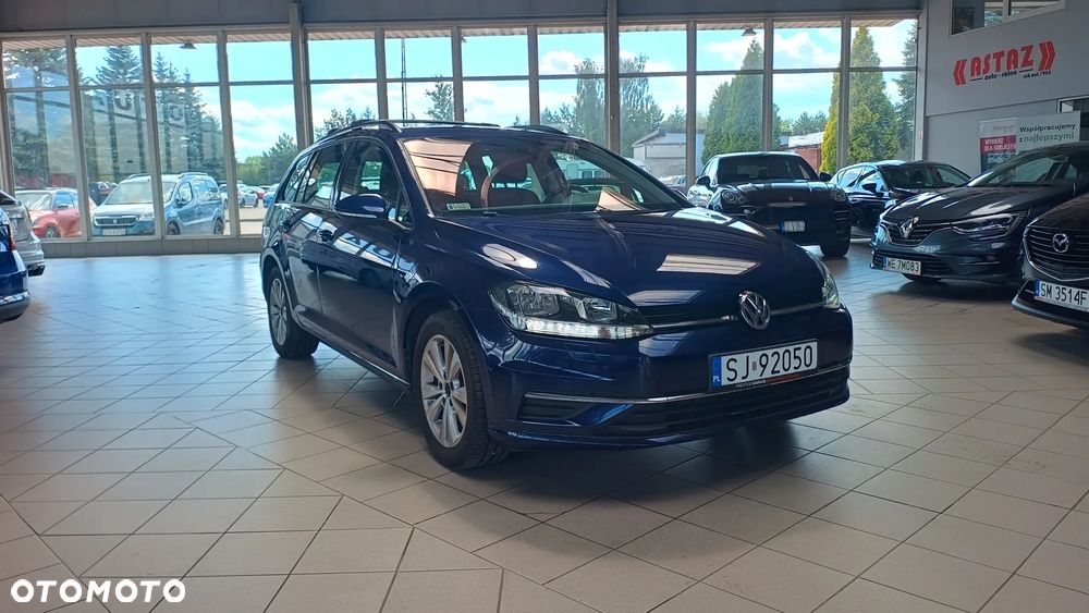 Volkswagen Golf - 2