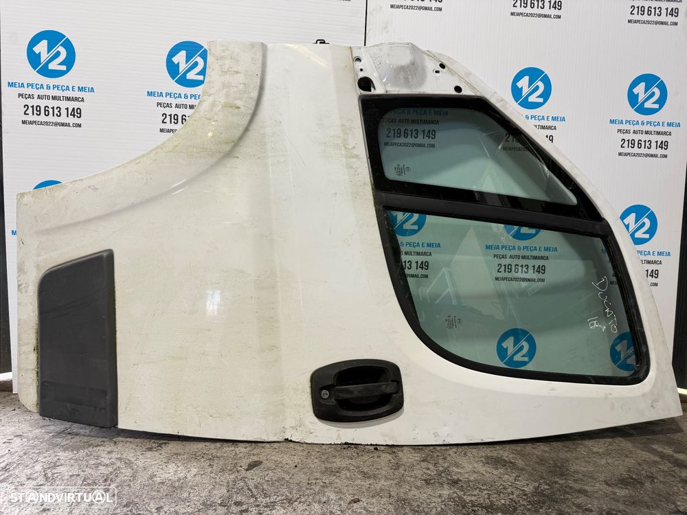Porta frente esquerda Fiat Ducato de 2018 - 1