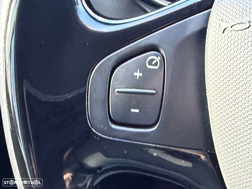 Renault Captur 0.9 TCE - 32