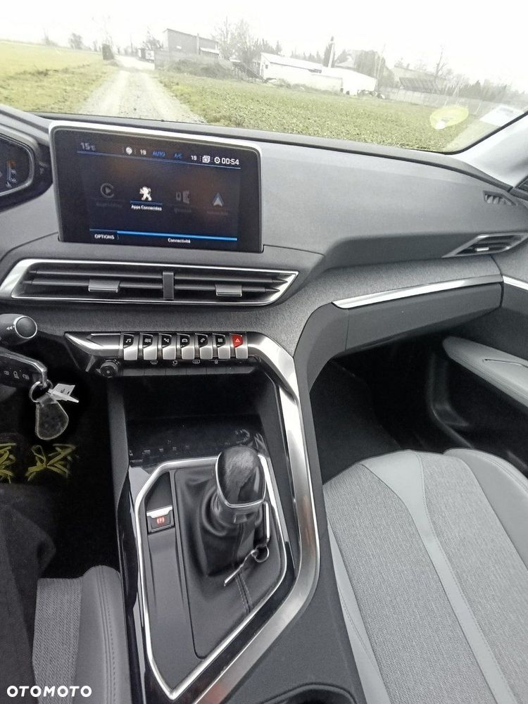 Peugeot 3008 - 19