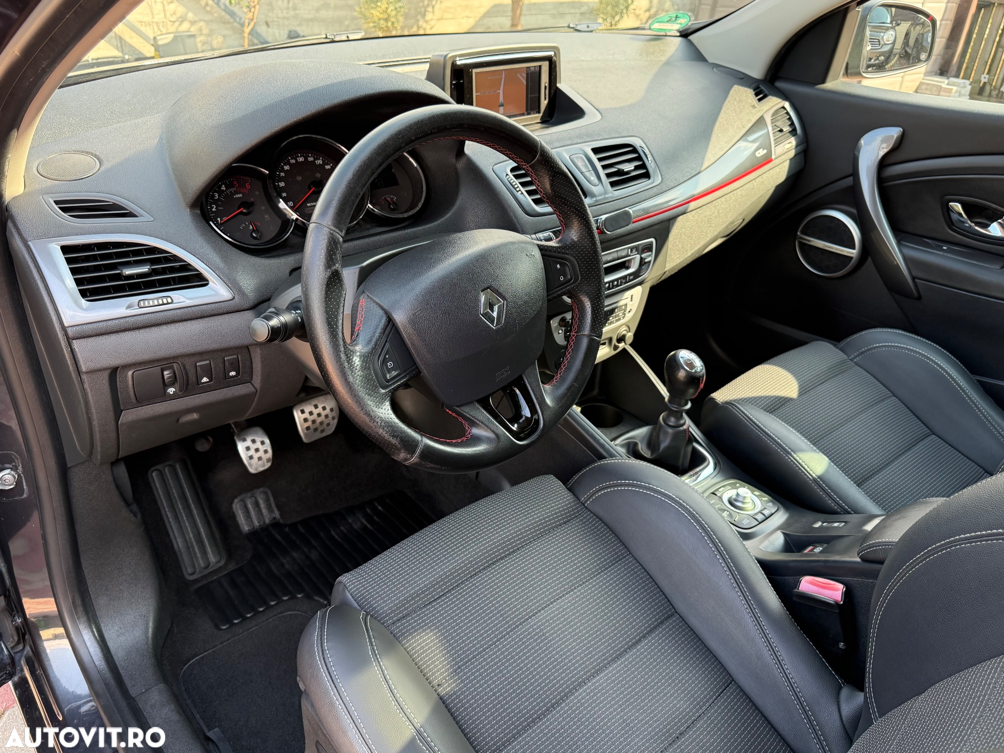 Renault Megane ENERGY dCi 110 GT LINE - 21