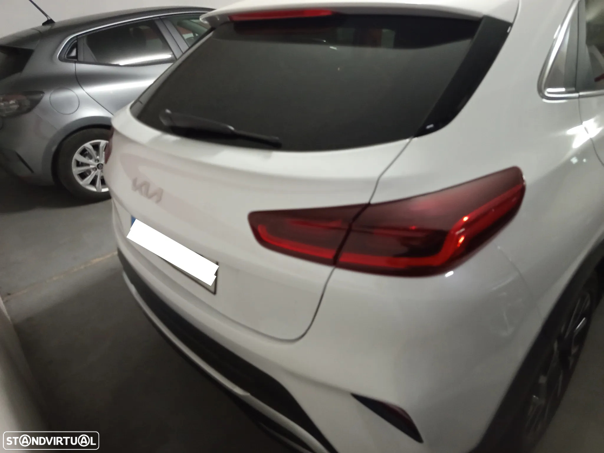 Kia XCeed 1.5 T-GDI Tech 7DCT - 2