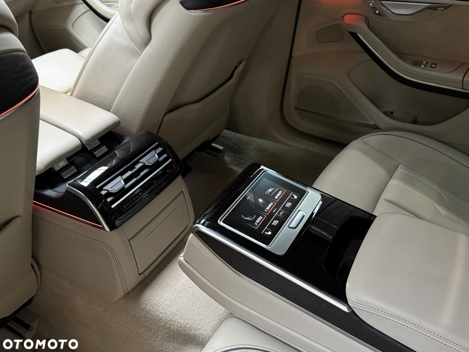 Audi A8 - 31