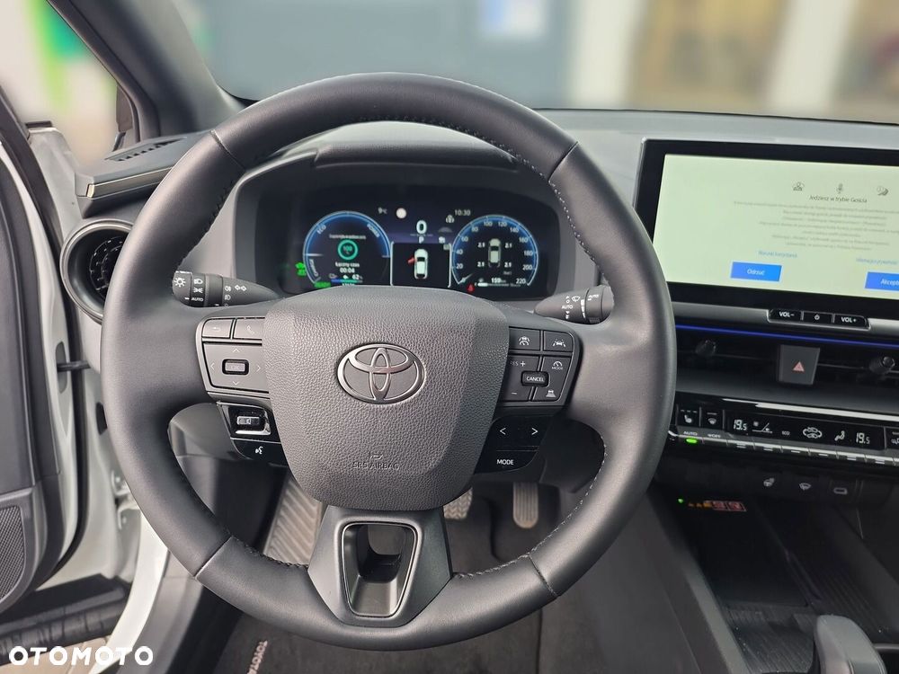 Toyota C-HR 2.0 PHEV Dynamic Force Executive - 17