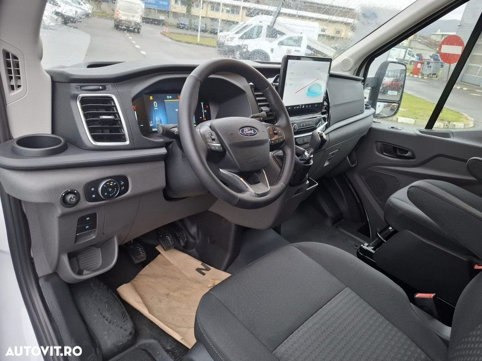 Ford Transit - 19
