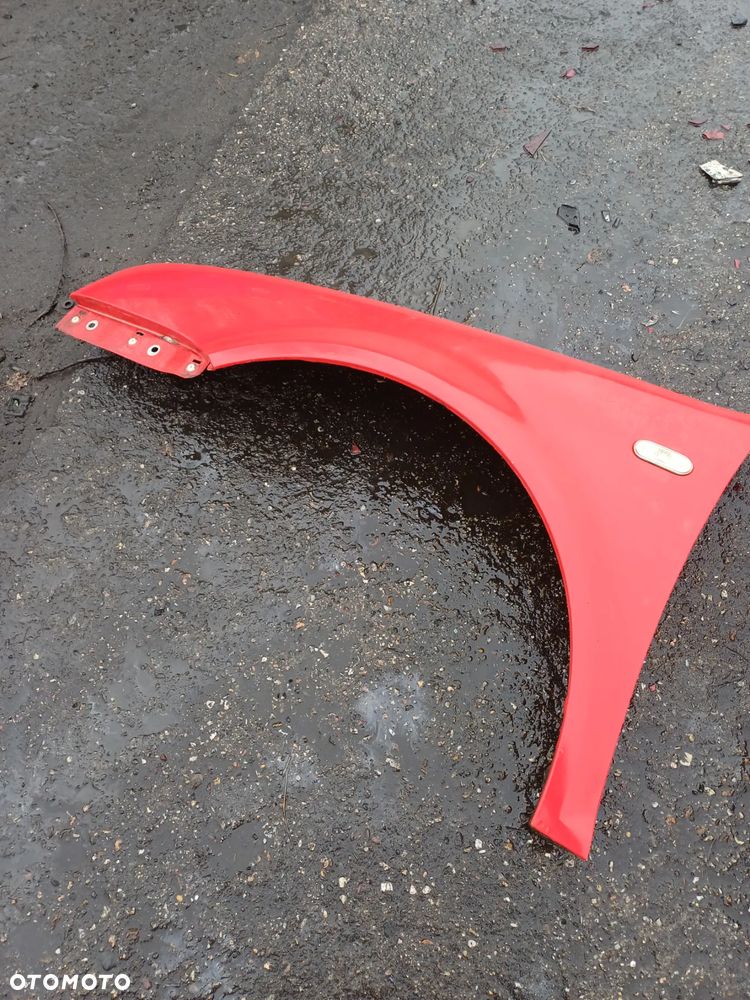 Błotnik lewy prawy Vw Golf IV czerwony maska części - 3