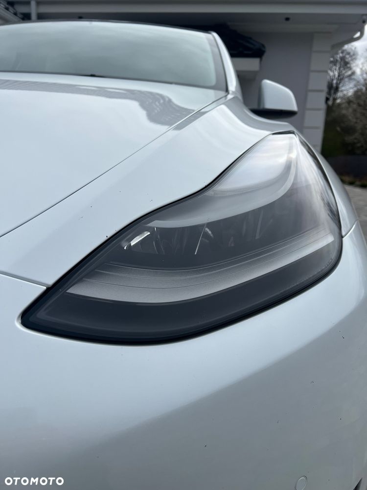Tesla Model Y Performance AWD - 22