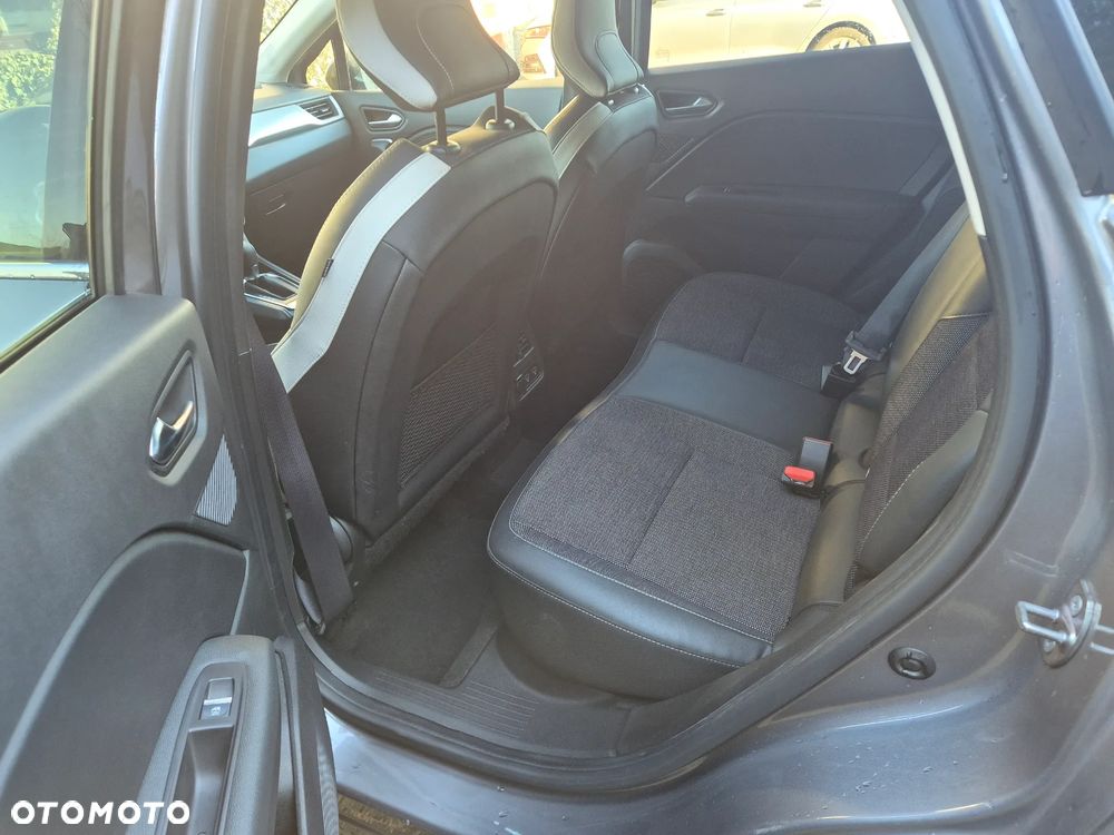 Renault Captur 1.3 TCe mHEV Techno EDC - 10