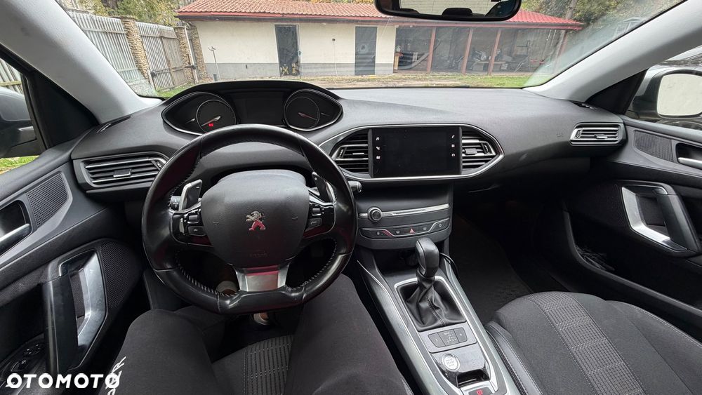 Peugeot 308 BlueHDi 130 EAT6 Stop & Start Active Business-Paket - 20