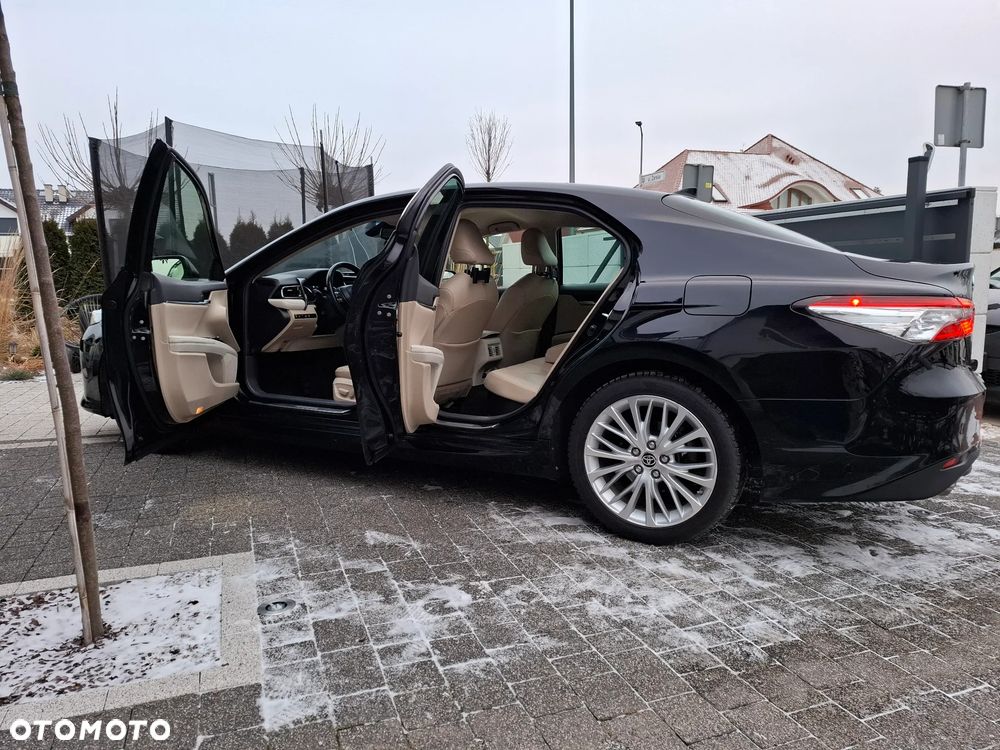 Toyota Camry 2.5 Hybrid Executive CVT - 5