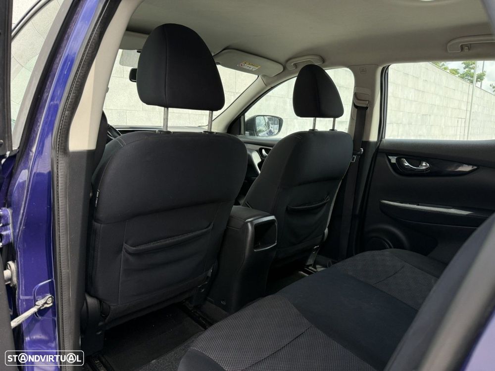 Nissan Qashqai 1.5 dCi N-Connecta - 16