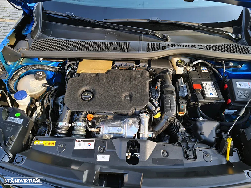 Peugeot 2008 BlueHDi 130 EAT8 GT - 8