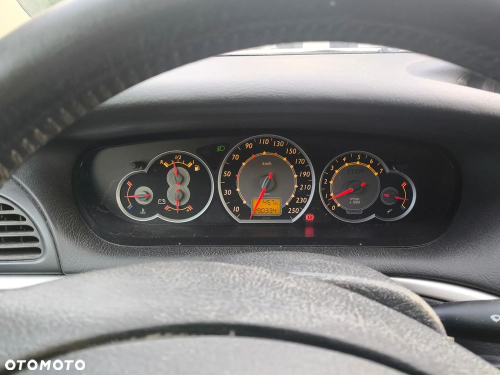 Citroën C5 2.0 HDi Confort - 6