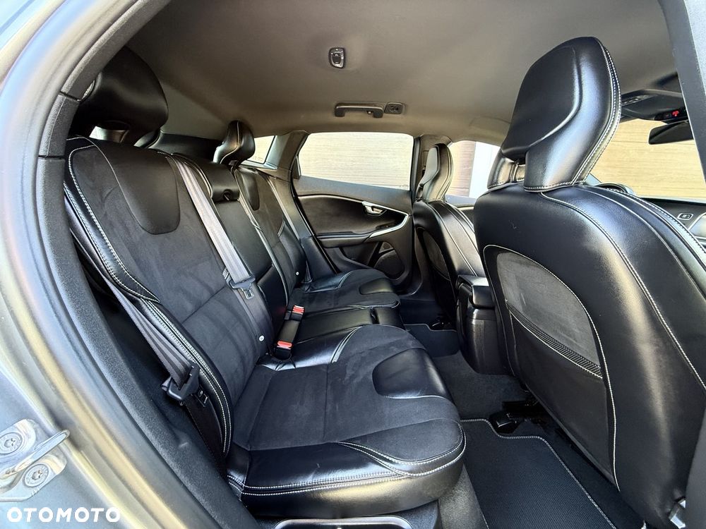 Volvo V40 D2 RDesign - 22