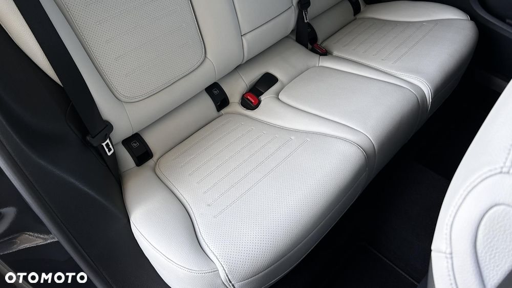 Mercedes-Benz GLC 200 mHEV 4-Matic AMG Line - 30