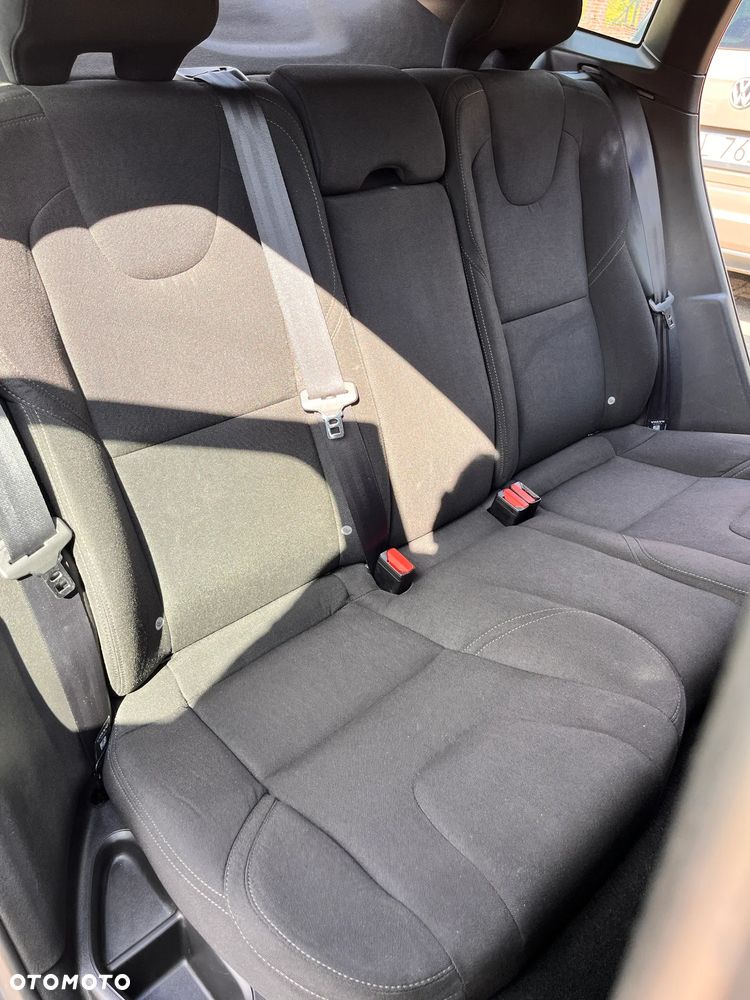 Volvo V40 D2 Momentum - 26