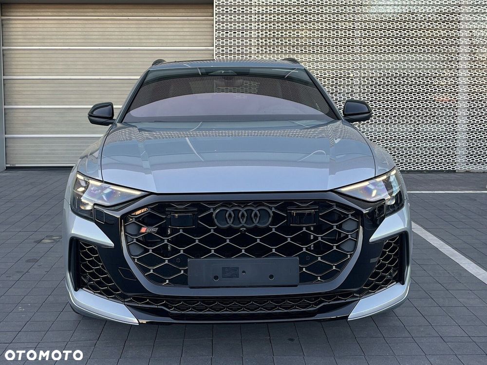 Audi RS Q8 - 15