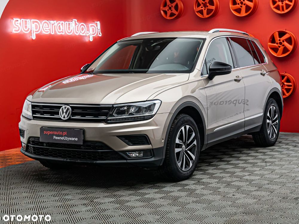 Volkswagen Tiguan 2.0 TSI 4Mot IQ Drive DSG - 4