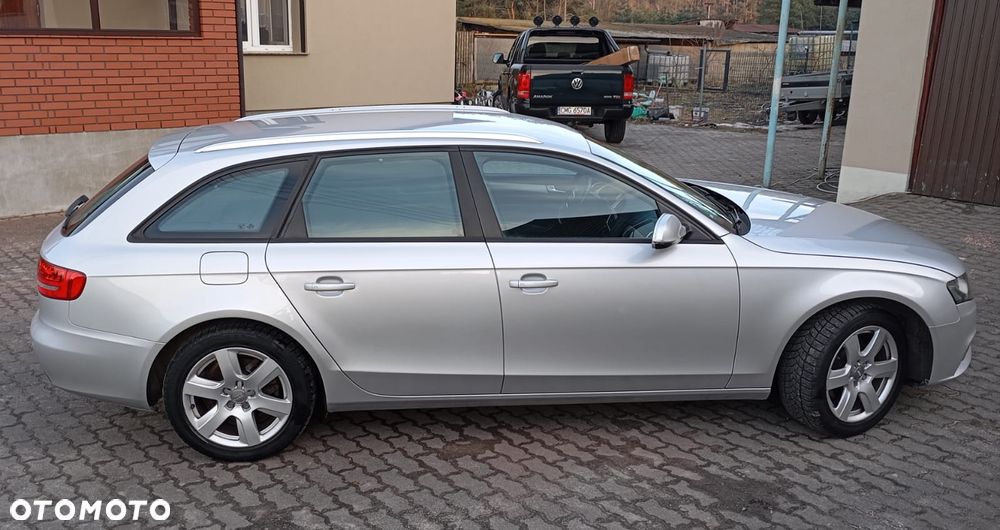 Audi A4 Avant - 9