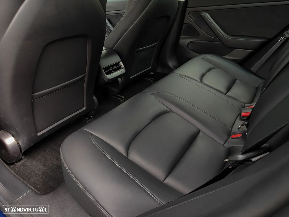 Tesla Model 3 Standard RWD - 34