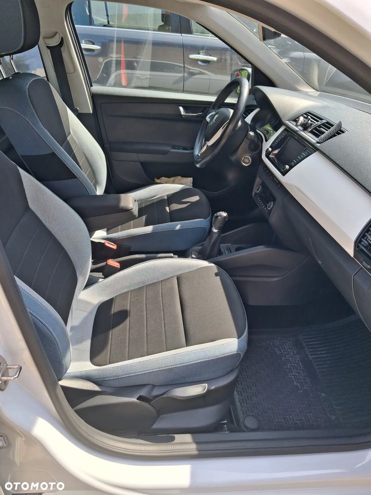 Skoda Fabia - 9