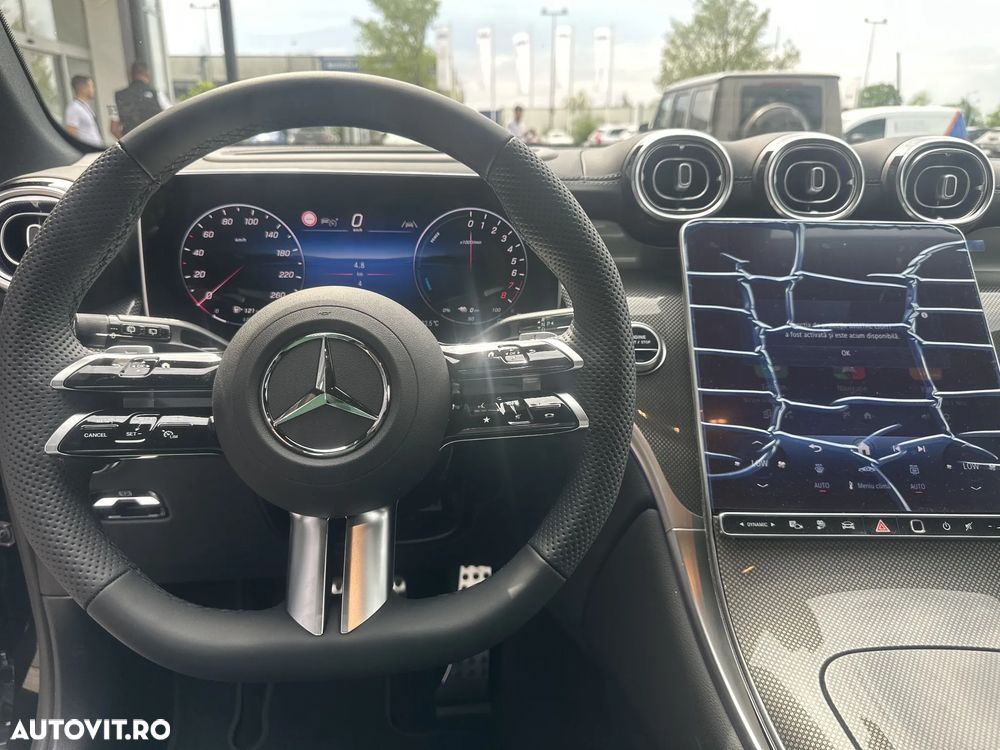 Mercedes-Benz GLC 300 e 4Matic 9G-TRONIC AMG Line Advanced - 14