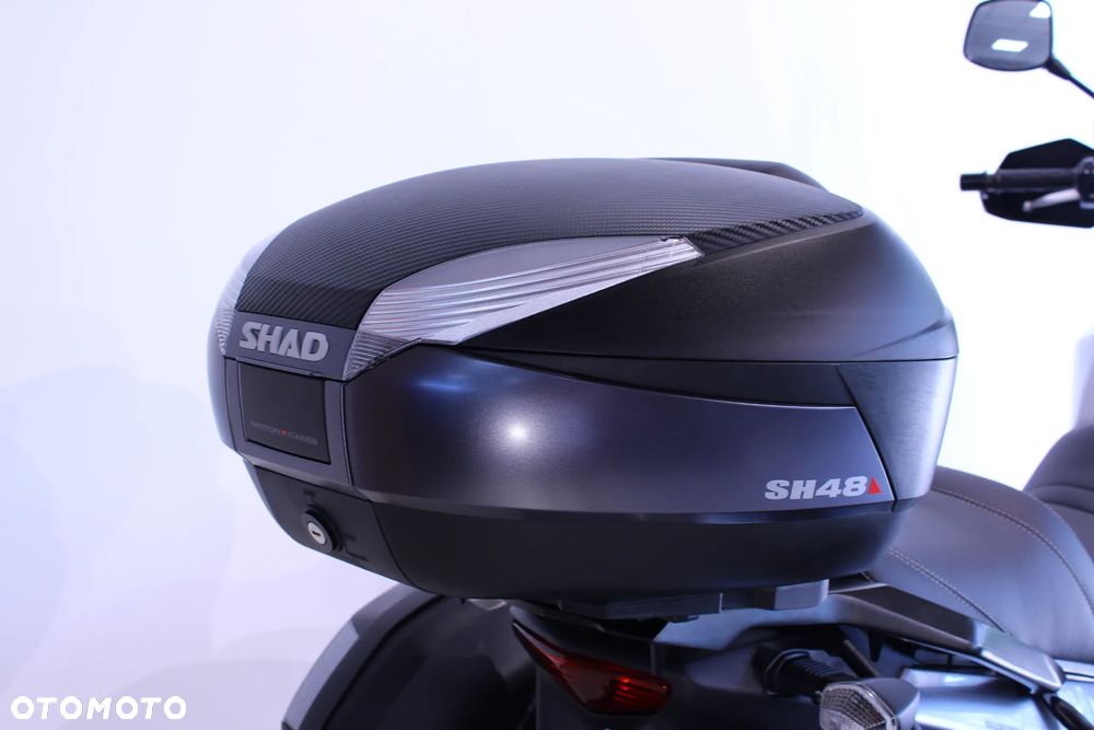 Suzuki DL - 17