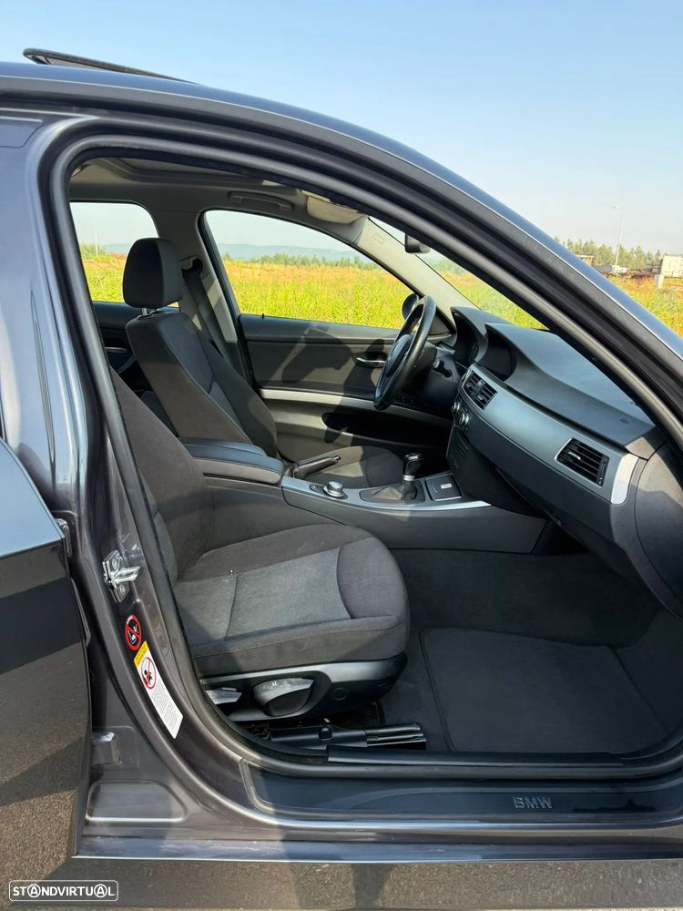 BMW 320 d - 11