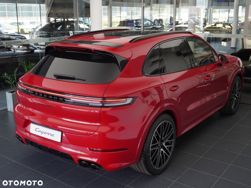 Porsche Cayenne GTS - 15