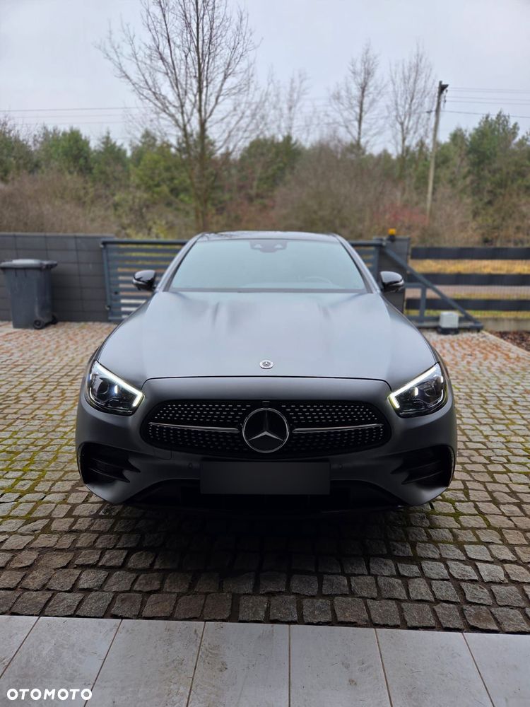 Mercedes-Benz Klasa E 220 d 4-Matic Business Edition - 5