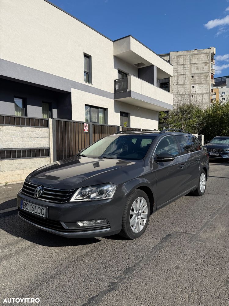 Volkswagen Passat 2.0 TDI BlueMotion Technology DSG Comfortline - 13