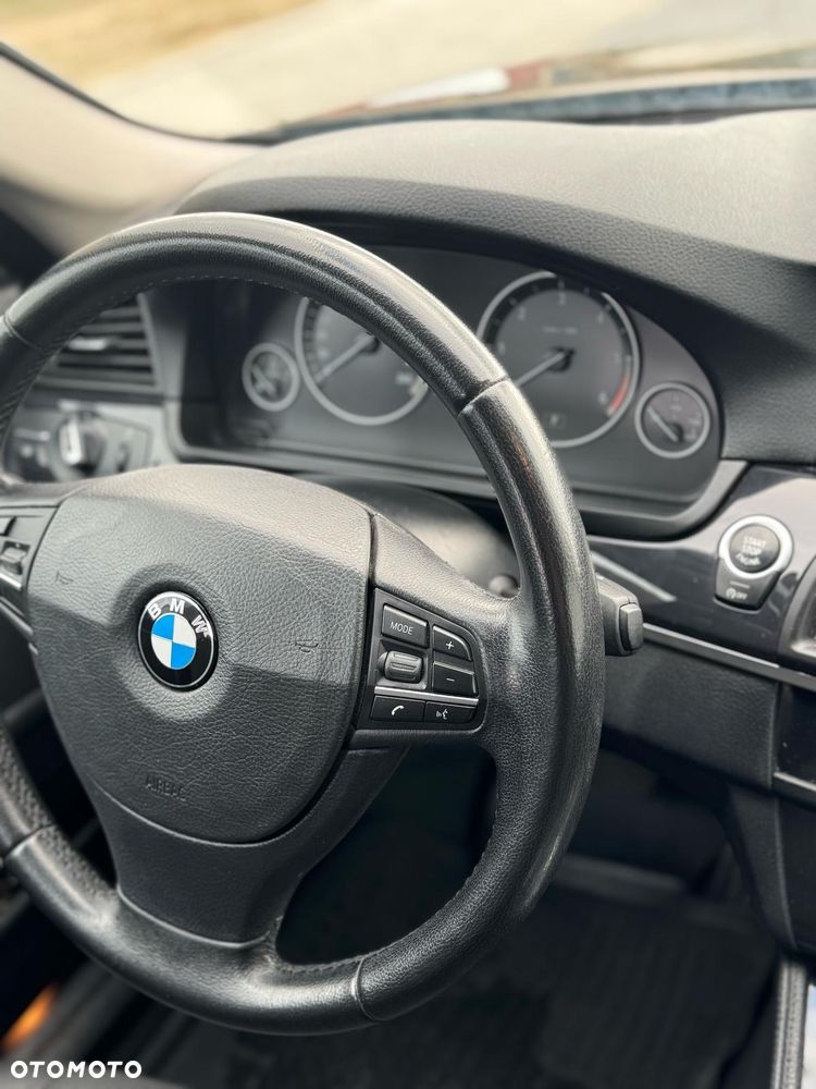 BMW Seria 5 518d - 6
