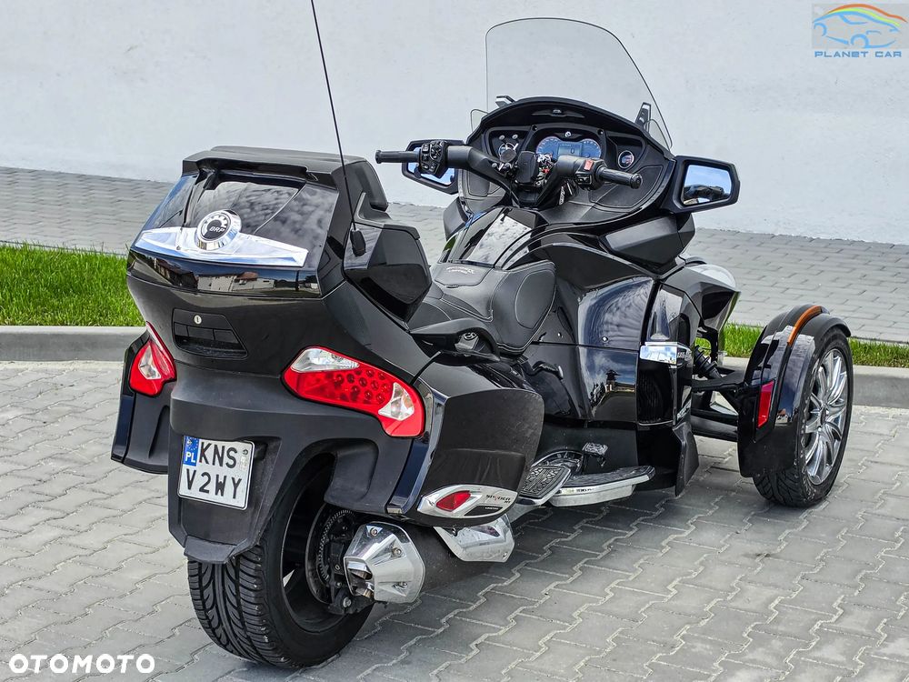 Can-Am Spyder - 19