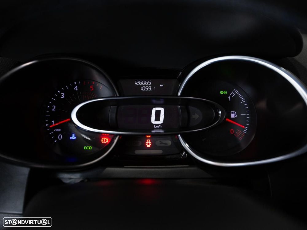 Renault Clio Sport Tourer 1.5 dCi GT Line - 12