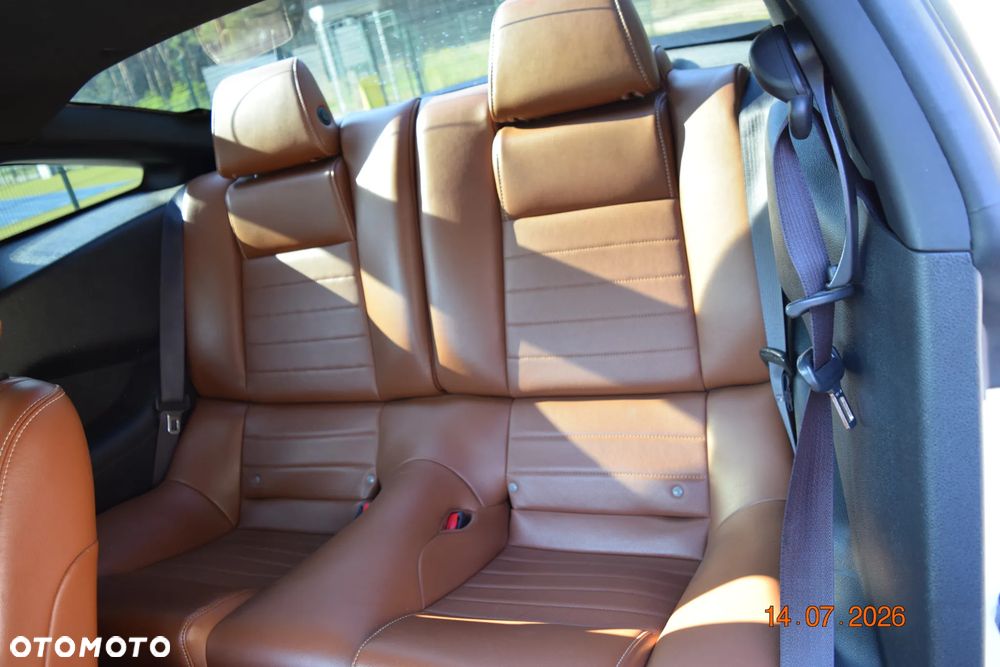 Ford Mustang 3.7 V6 Premium - 9