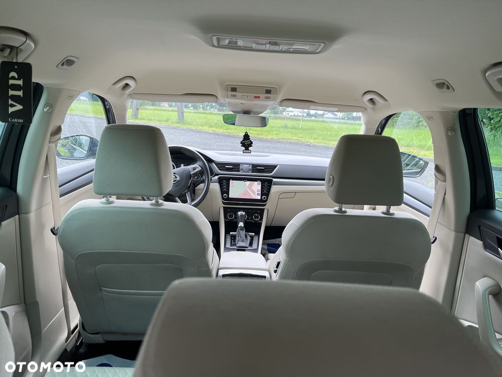 Skoda Superb 2.0 TDI DSG Premium Edition - 12