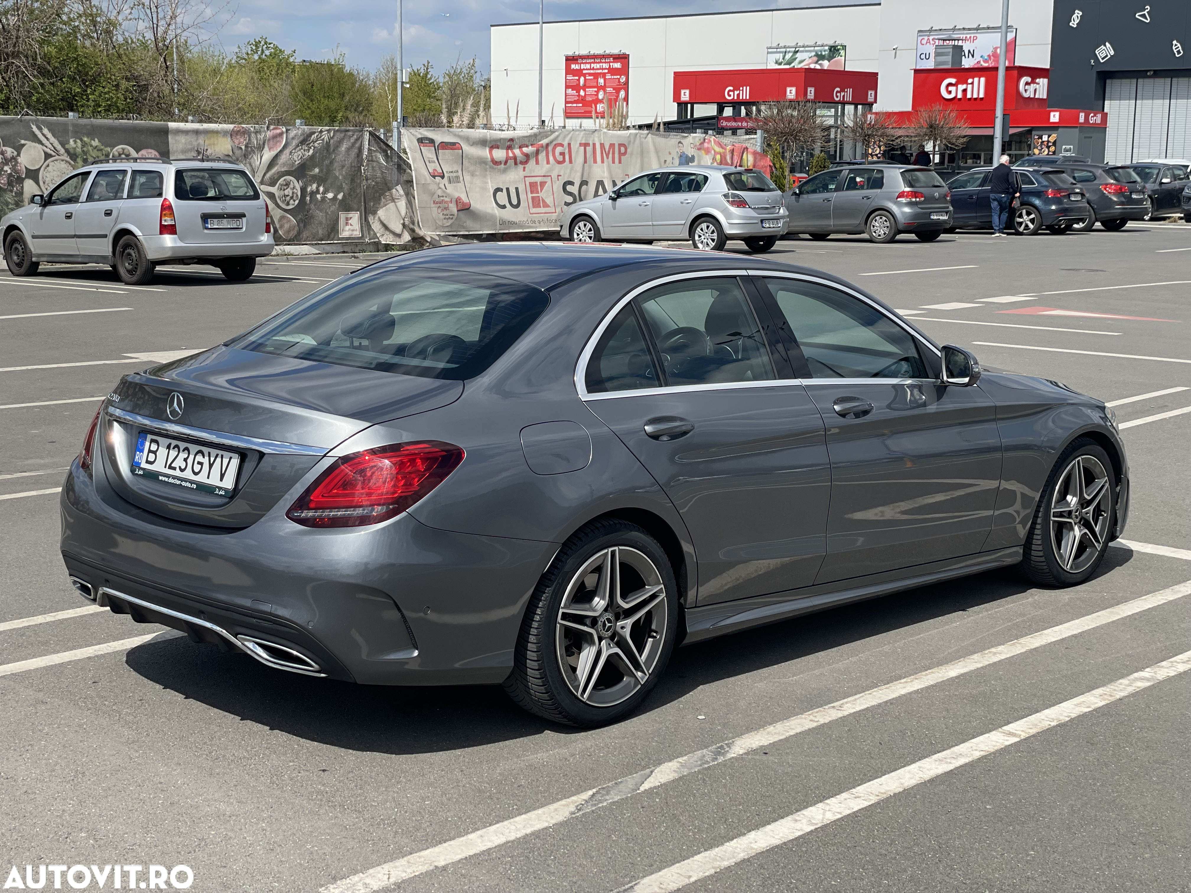 Mercedes-Benz C 220 d T 9G-TRONIC AMG Line Advanced - 10