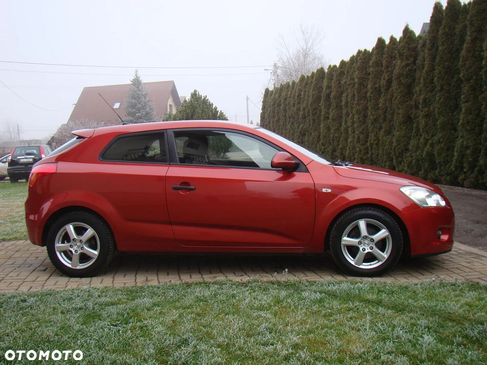 Kia ProCeed 1.6 CVVT EX - 4