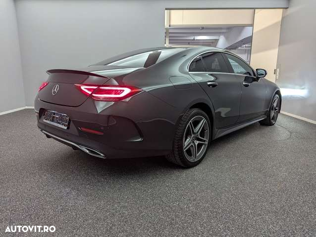 Mercedes-Benz CLS - 4