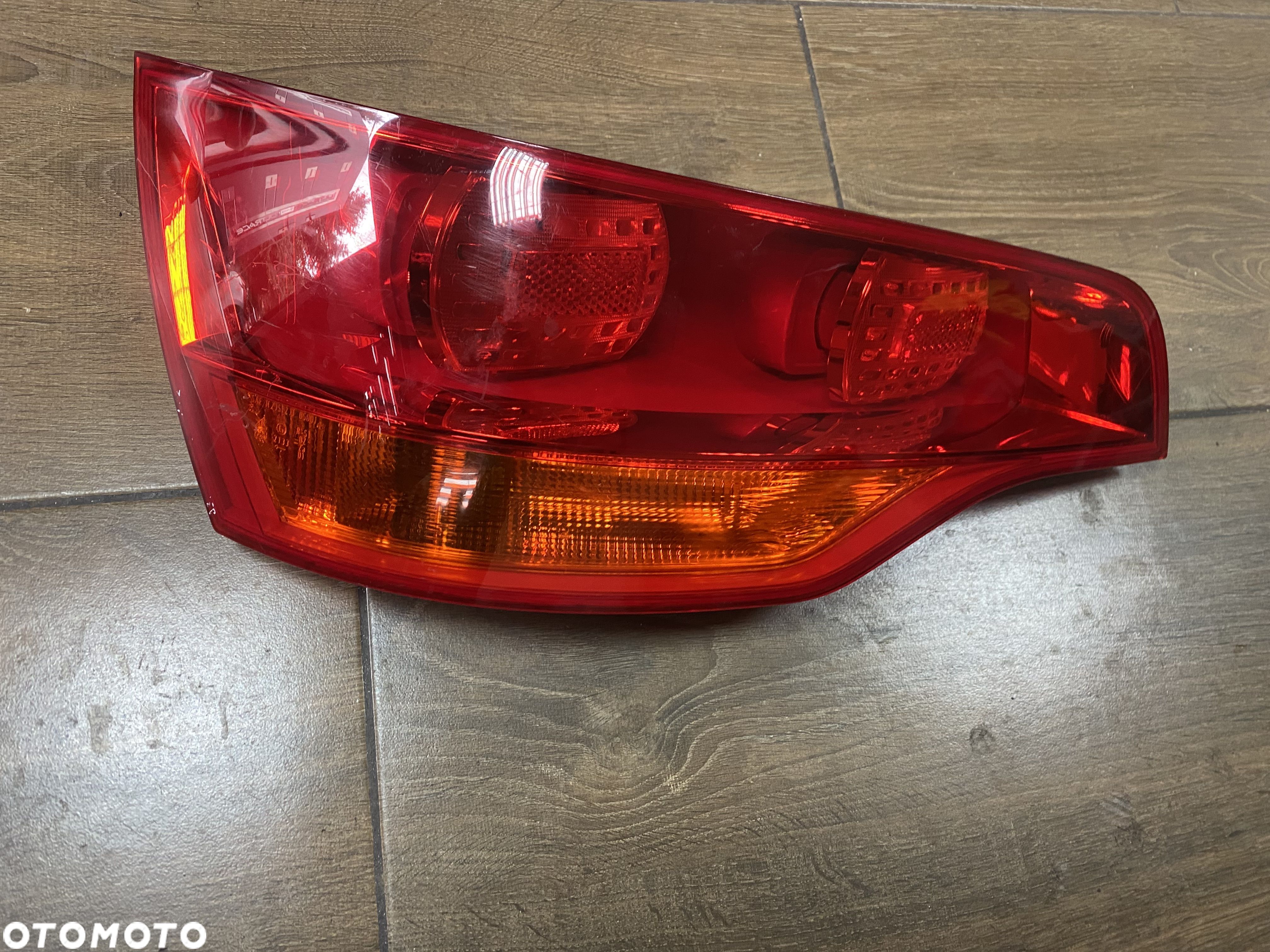 LAMPA LEWA TYŁ 4L0945093 AUDI Q7 - 1