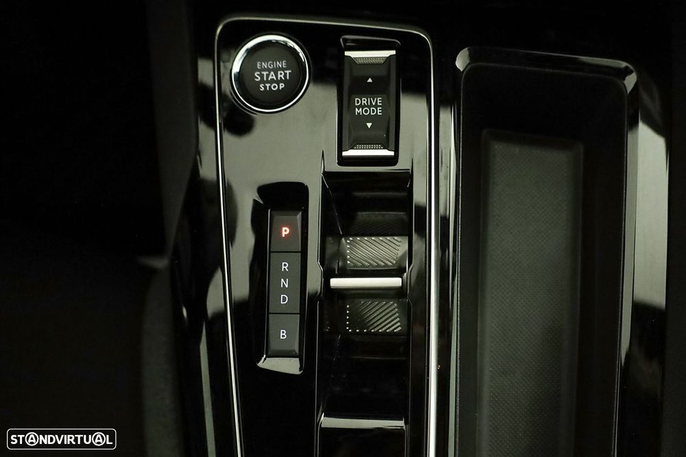 Peugeot 3008 1.6 Hybrid Allure e-EAT8 - 15